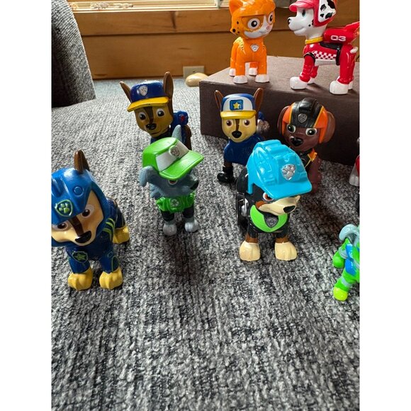 Paw Patrol Action Figure Lot Of 18 Various Characters Multicolor Plastic Kids Co - Picture 2 of 8